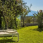 Villa Voltera *