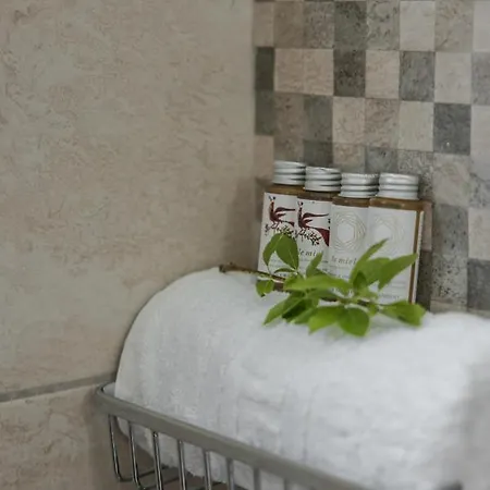 Voltera ヴィラ Mantzavináta