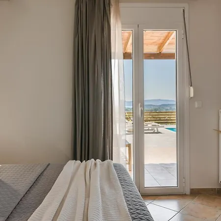 ヴィラ Voltera Mantzavináta